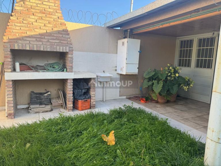 Casa en Venta en Rivadavia, Mendoza
