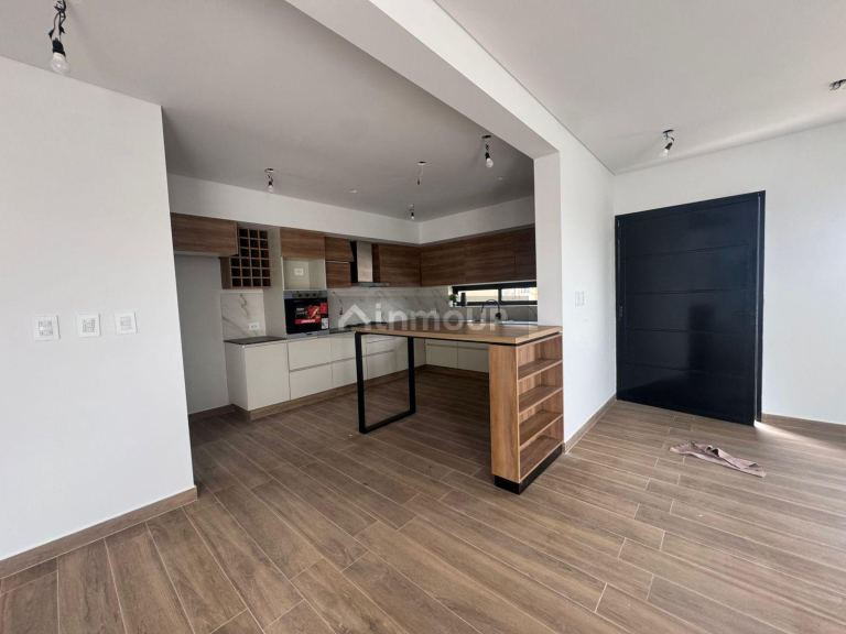 Casa en Venta en Las Heras, Mendoza