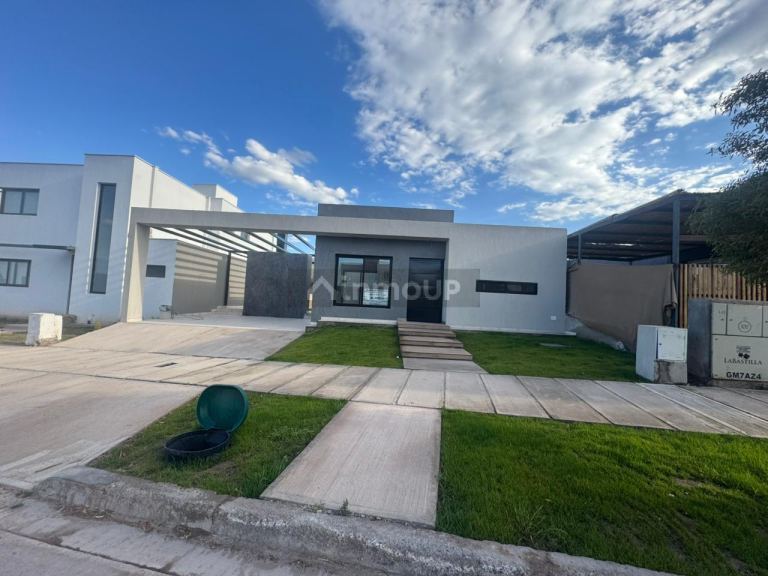 Casa en Venta en Las Heras, Mendoza