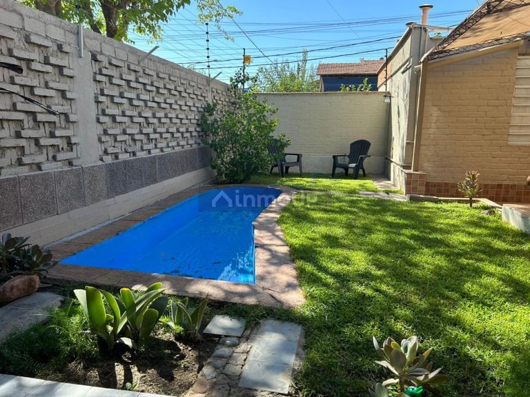 Casa en Venta en Guaymallen, Mendoza