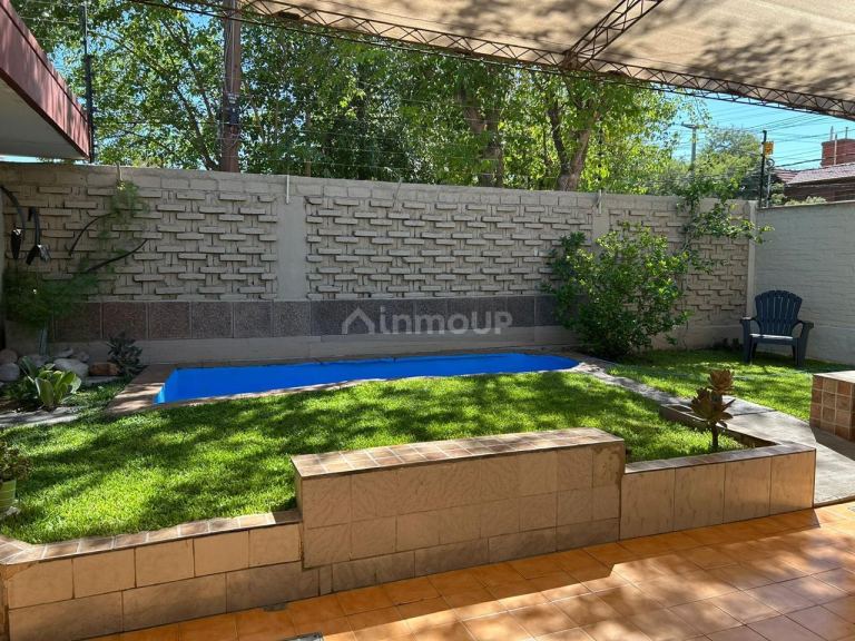 Casa en Venta en Guaymallen, Mendoza