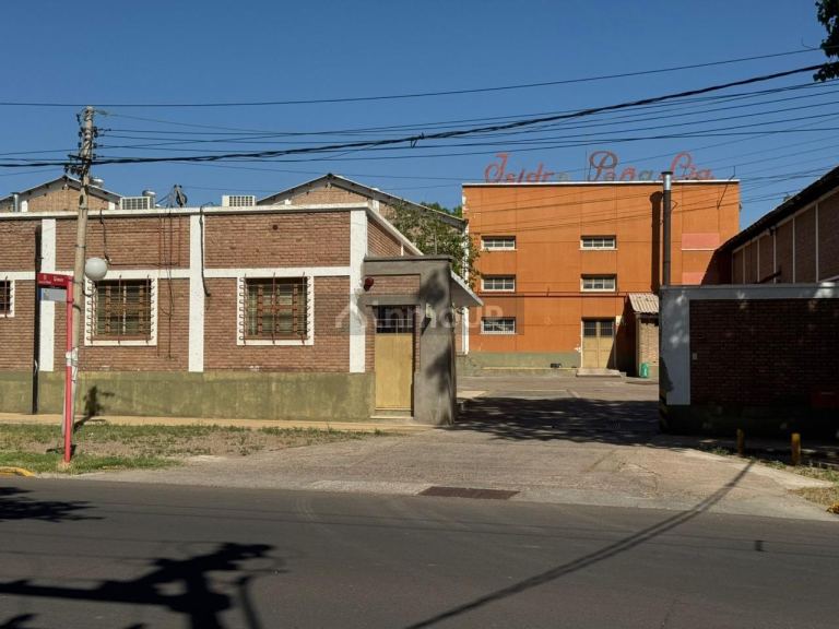 Galpon en Venta en Godoy Cruz, Mendoza