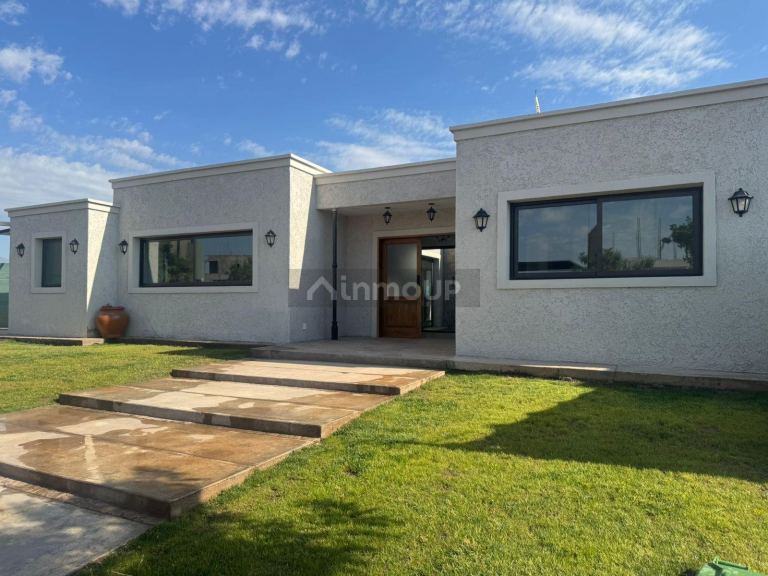 Casa en Venta en Maipu, Mendoza