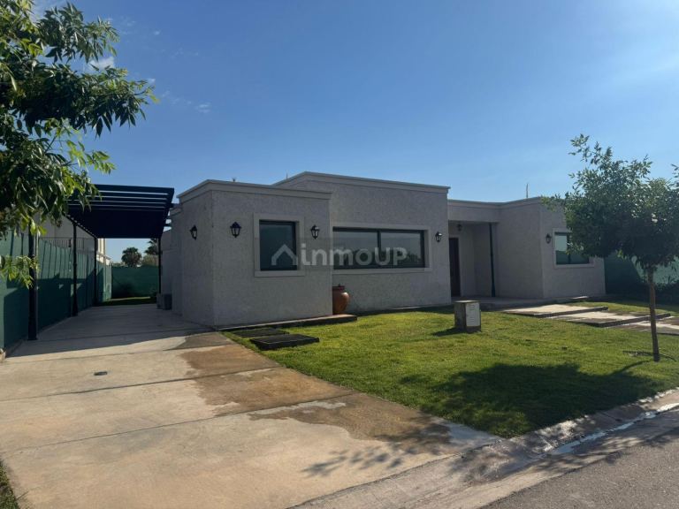 Casa en Venta en Maipu, Mendoza