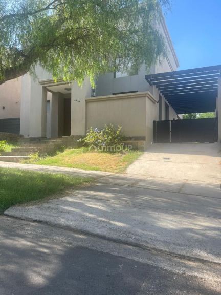 Casa en Alquiler en Capital, Mendoza