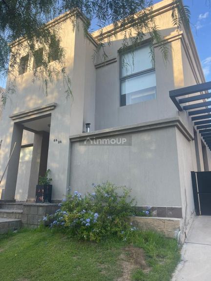 Casa en Alquiler en Capital, Mendoza