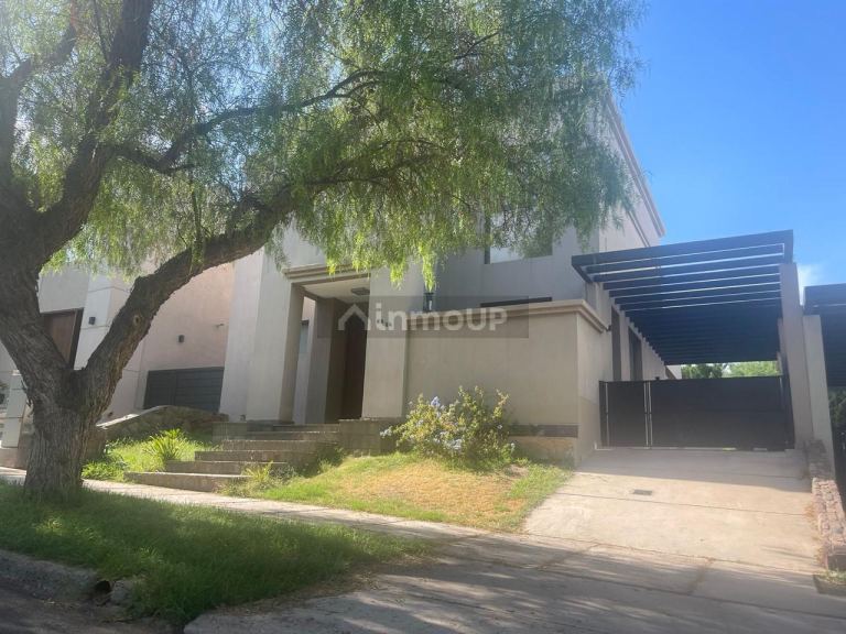 Casa en Alquiler en Capital, Mendoza