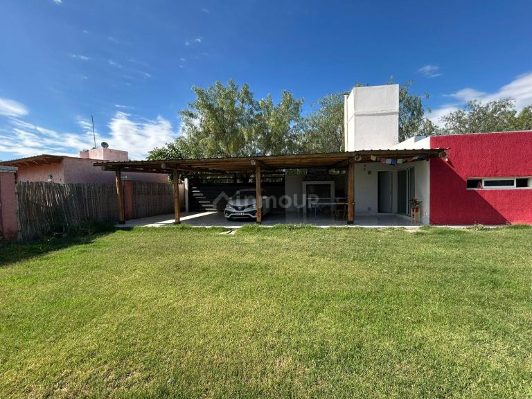 Casa en Venta en Guaymallen, Mendoza