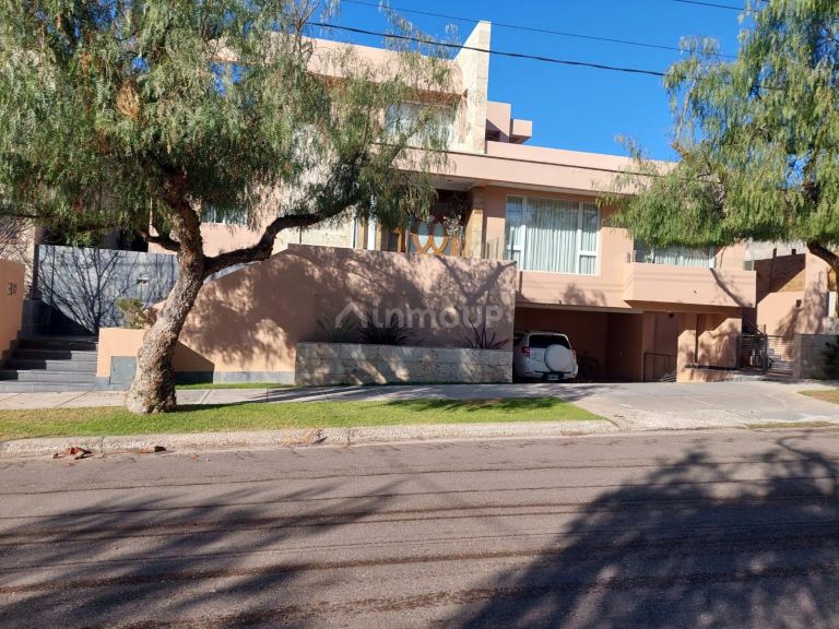 Casa en Venta en Capital, Mendoza