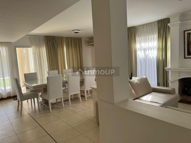 Casa en Alquiler en Capital, Mendoza