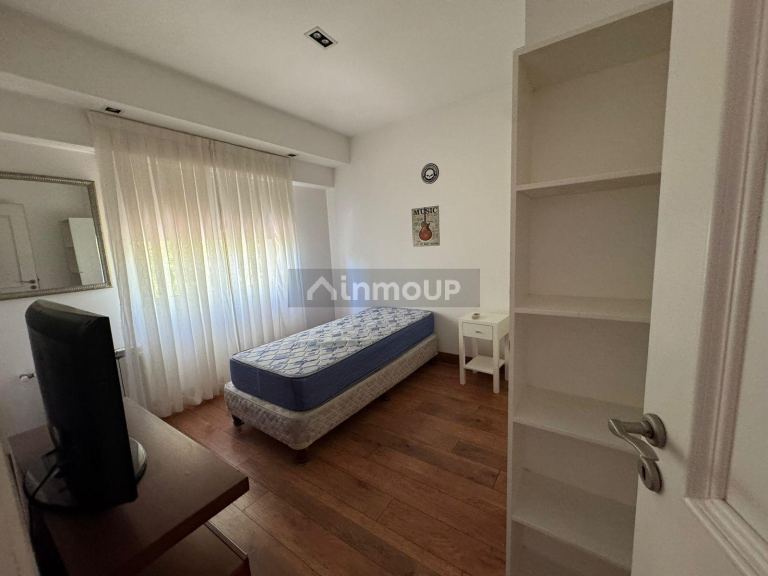 Casa en Alquiler en Capital, Mendoza