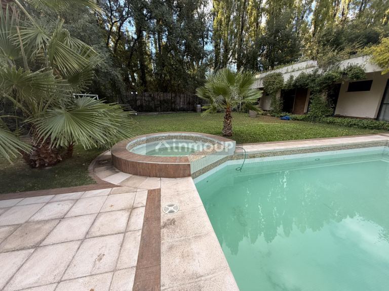 Casa en Venta en Lujan de Cuyo, Mendoza - USD 400.000 | Inmoup - 22
