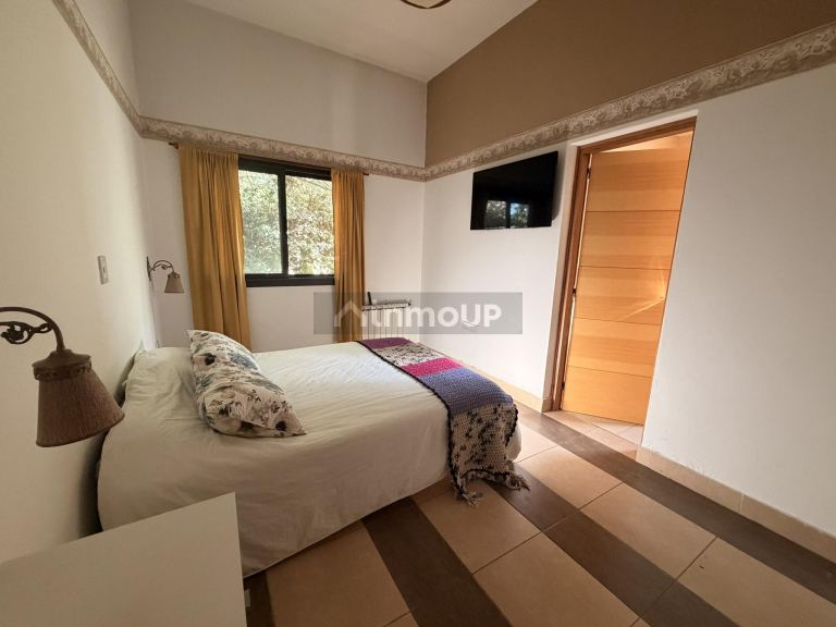 Casa en Venta en Lujan de Cuyo, Mendoza - USD 400.000 | Inmoup - 14