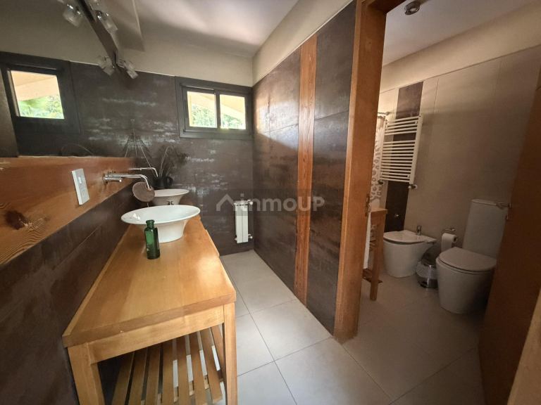 Casa en Venta en Lujan de Cuyo, Mendoza - USD 400.000 | Inmoup - 17