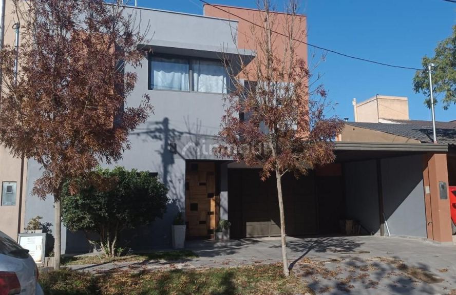Casa en Venta en Maipu, Mendoza