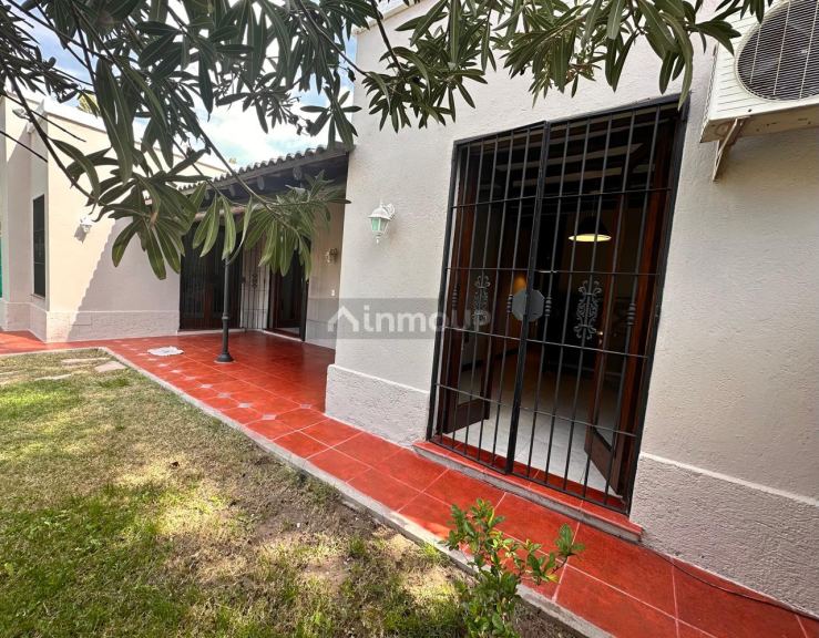 Casa en Alquiler en Lujan de Cuyo, Mendoza - USD 1.300 | Inmoup - 13