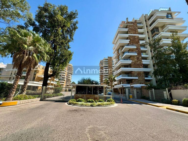 Departamento en Venta en Godoy Cruz, Mendoza