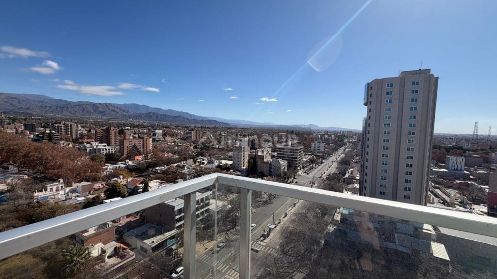 Departamento en Alquiler en Capital, Mendoza