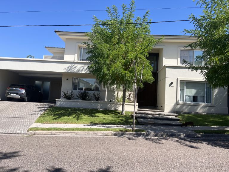 Casa en Venta en Godoy Cruz, Mendoza