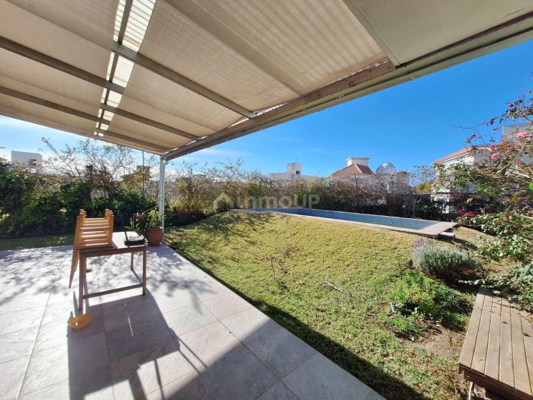 Casa en Venta en Maipu, Mendoza
