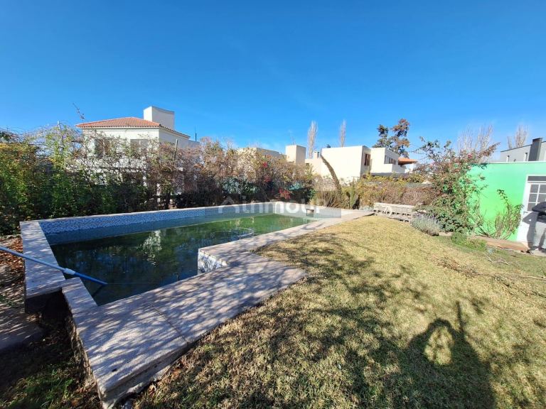 Casa en Venta en Maipu, Mendoza