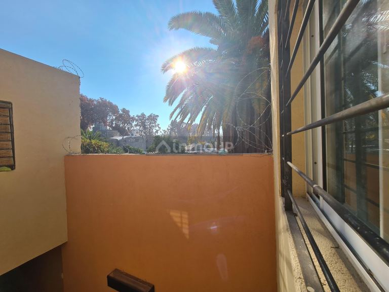 Duplex en Venta en Godoy Cruz, Capital Federal