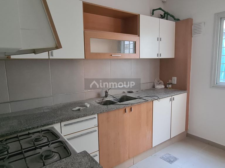Duplex en Venta en Godoy Cruz, Capital Federal