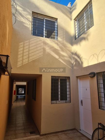 Duplex en Venta en Godoy Cruz, Capital Federal