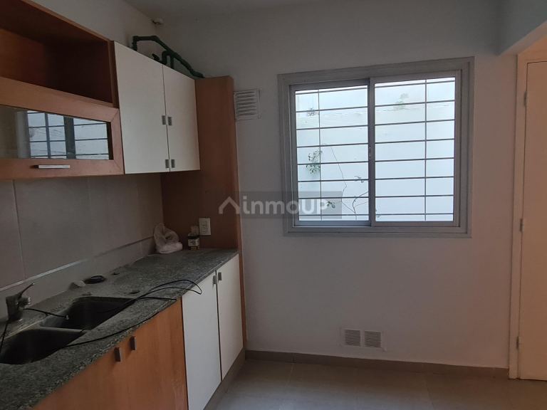 Duplex en Venta en Godoy Cruz, Capital Federal