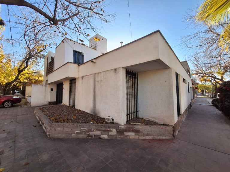 Casa en Venta en Capital, Mendoza