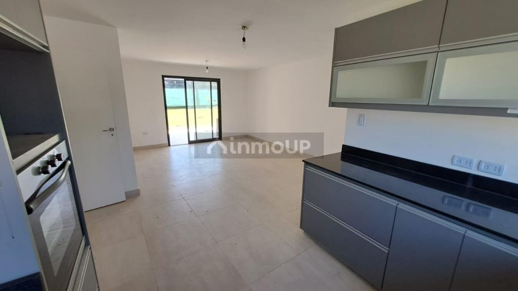Casa en Venta en Yerba Buena, Tucuman