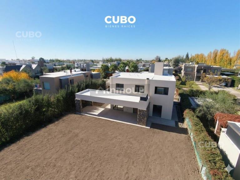Casa en Venta en Maipu, Mendoza - USD 380.000 | Inmoup - 25