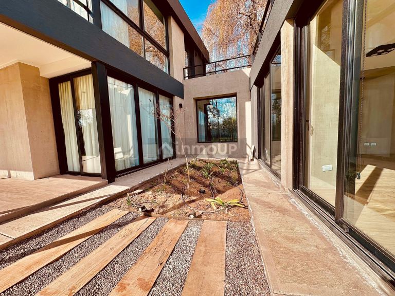 Casa en Venta en Lujan de Cuyo, Mendoza