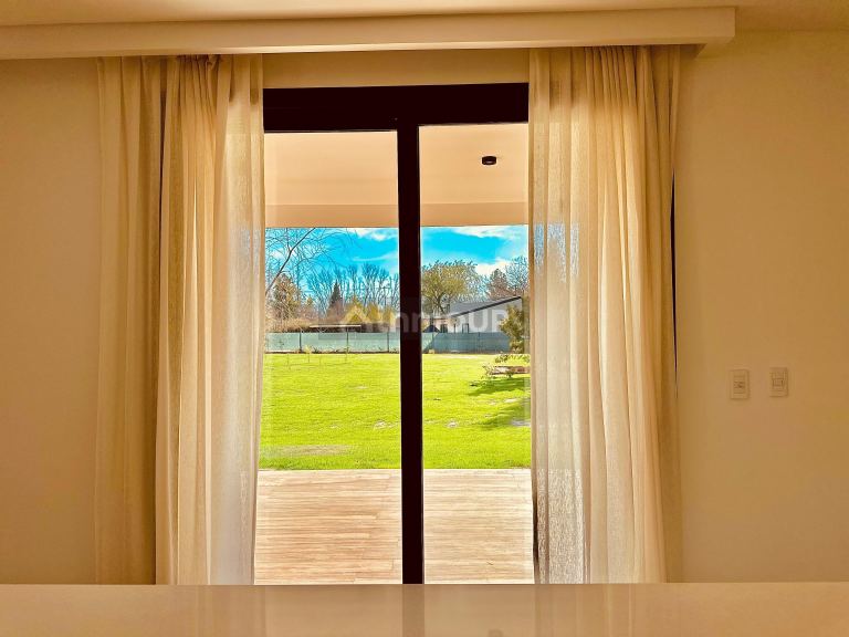Casa en Alquiler en Lujan de Cuyo, Mendoza