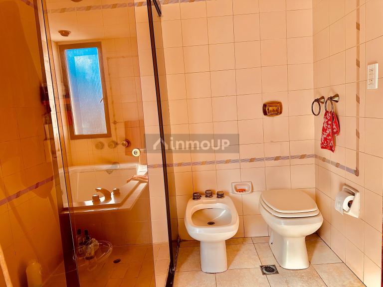 Casa en Venta en Capital, Mendoza