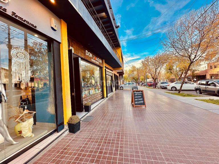 Local Comercial en Alquiler en Godoy Cruz, Mendoza