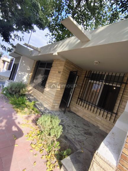Casa en Alquiler en Godoy Cruz, Mendoza