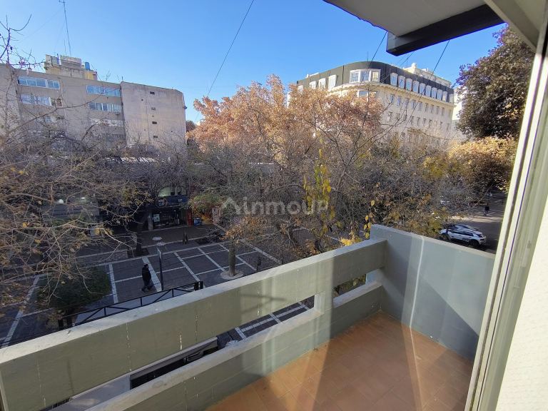 Oficina en Alquiler en Capital, Mendoza