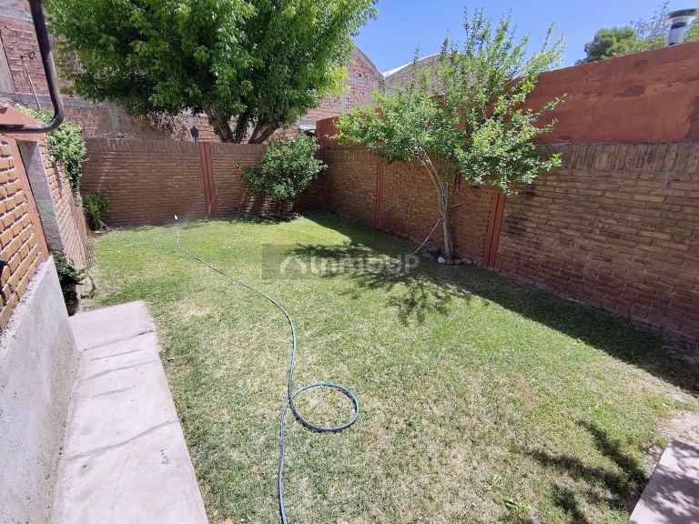 Casa en Alquiler en Godoy Cruz, Mendoza