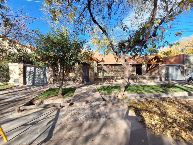 Casa en Venta en Lujan de Cuyo, Mendoza