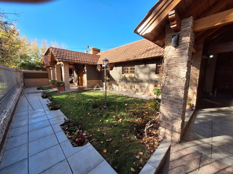 Casa en Venta en Lujan de Cuyo, Mendoza