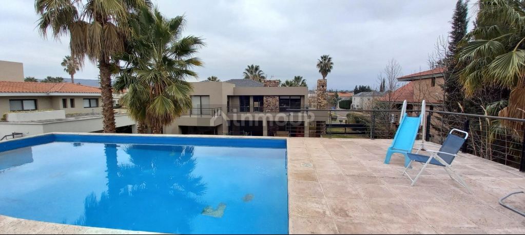 Casa en Alquiler en Godoy Cruz, Mendoza
