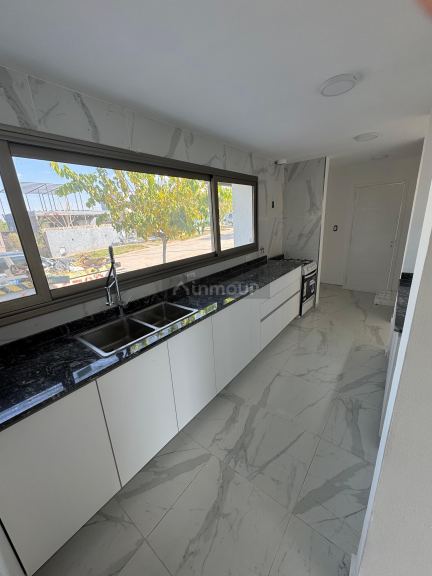 Casa en Venta en Las Heras, Mendoza