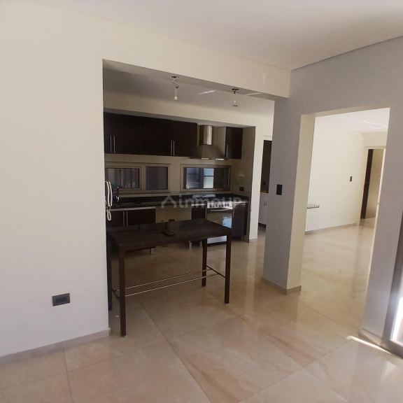 Casa en Alquiler en Godoy Cruz, Mendoza