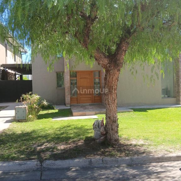 Casa en Alquiler en Godoy Cruz, Mendoza