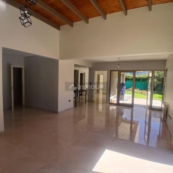 Casa en Alquiler en Godoy Cruz, Mendoza