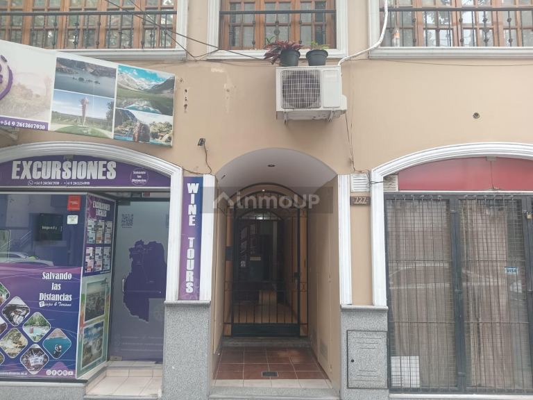 Oficina en Alquiler en Capital, Mendoza