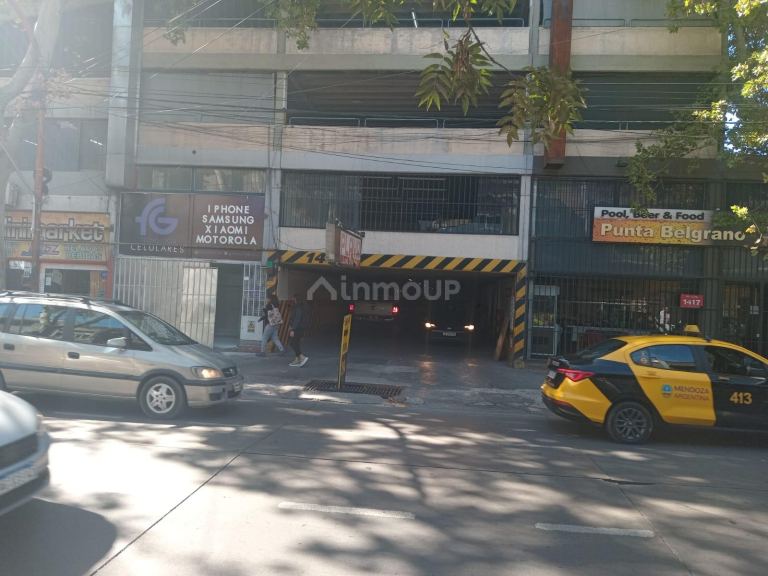 Cochera en Venta en Capital, Mendoza