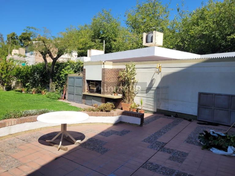 Casa en Venta en Capital, Mendoza