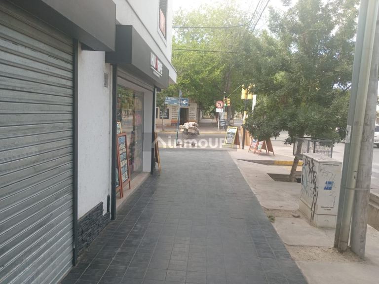Local Comercial en Alquiler en Capital, Mendoza